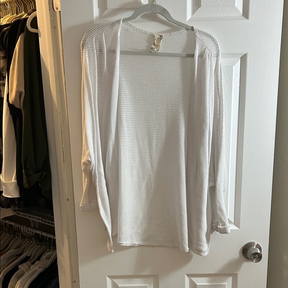 Blu Pepper White Open-Front Cardigan